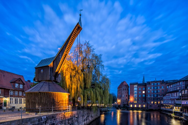 Alter Kran im ehemaligen Ilmenau-Hafen in Lüneburg